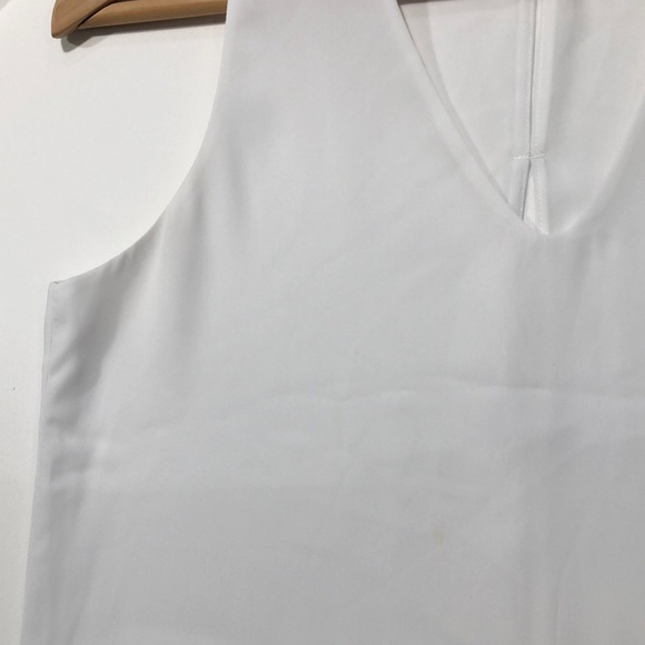 Aritzia Babaton Maddox Sleeveless Blouse - White - Picture 9 of 12